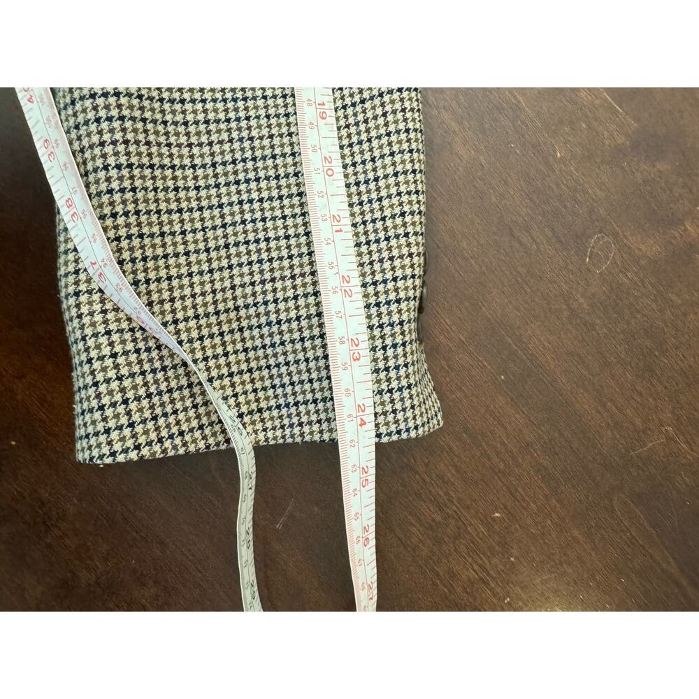 AKA Eddie Bauer Silk and Wool 2 Button Blazer.  Size 44R - Picture 6 of 11